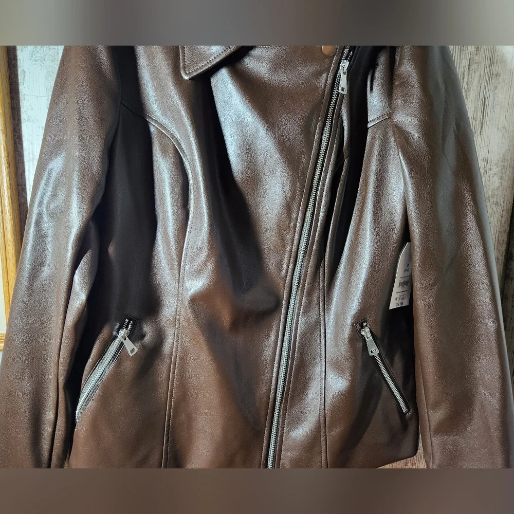 Time and Tru Dark Brown Bomber Jacket Faux Leather Coat NWT Small